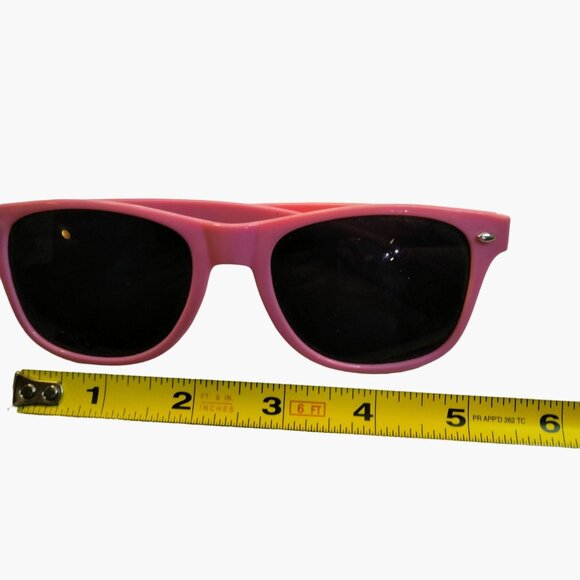 Vintage Pink Sunglasses Relevant 222N Italy Design Costume Movie Star Hollywood - Picture 3 of 5